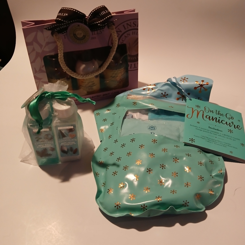 3 Pc Shower And Manicure Sets. NWT.